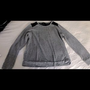 ForEver 21 gray and black sweater L size